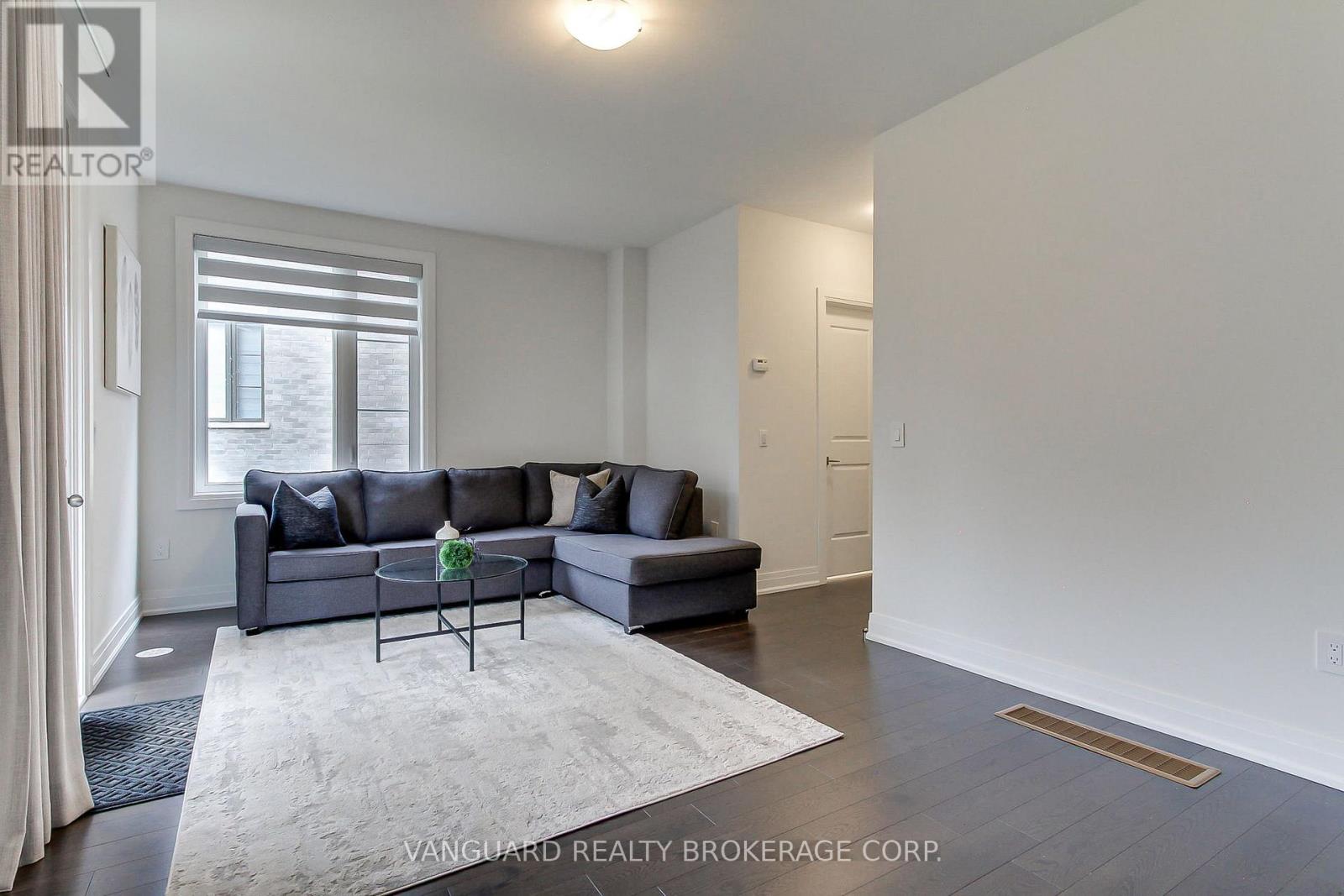 950 Isaac Phillips Way, Newmarket, Ontario L3X 0M7 - Photo 6 - N13525238