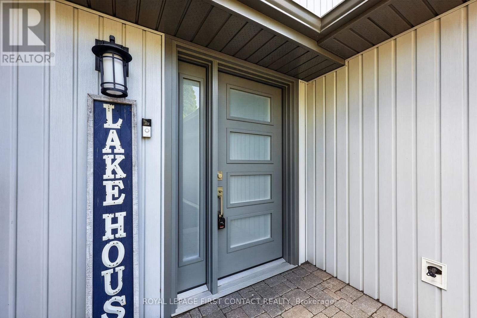 167 Lakeshore Road W, Oro-Medonte, Ontario L0L 2E0 - Photo 4 - S13525176