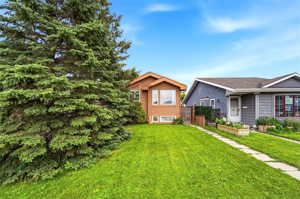 1869 Plessis Road, Winnipeg, Manitoba  R3W 1M7 - Photo 1 - 202615680