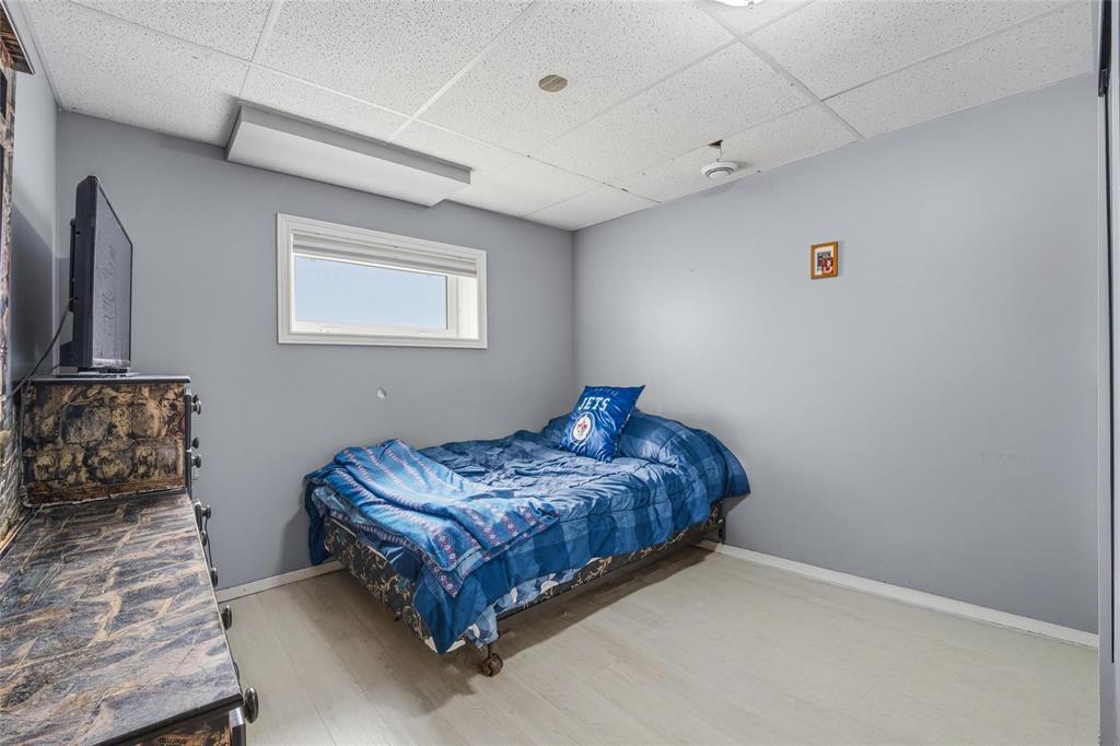 1869 Plessis Road, Winnipeg, Manitoba  R3W 1M7 - Photo 24 - 202615680