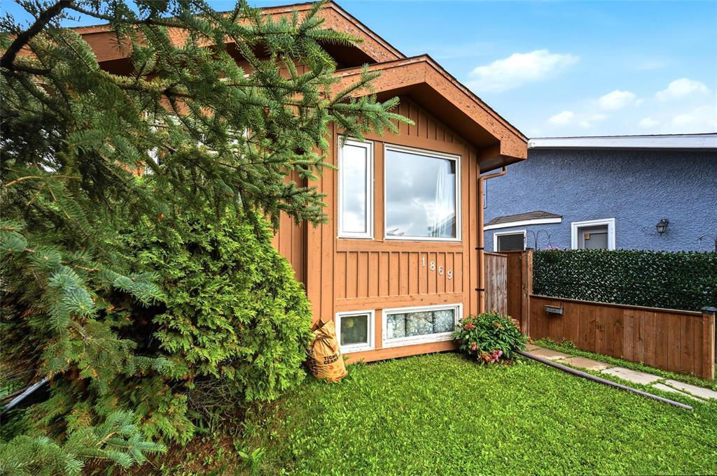 1869 Plessis Road, Winnipeg, Manitoba  R3W 1M7 - Photo 3 - 202615680