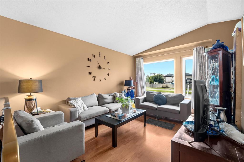 1869 Plessis Road, Winnipeg, Manitoba  R3W 1M7 - Photo 6 - 202615680