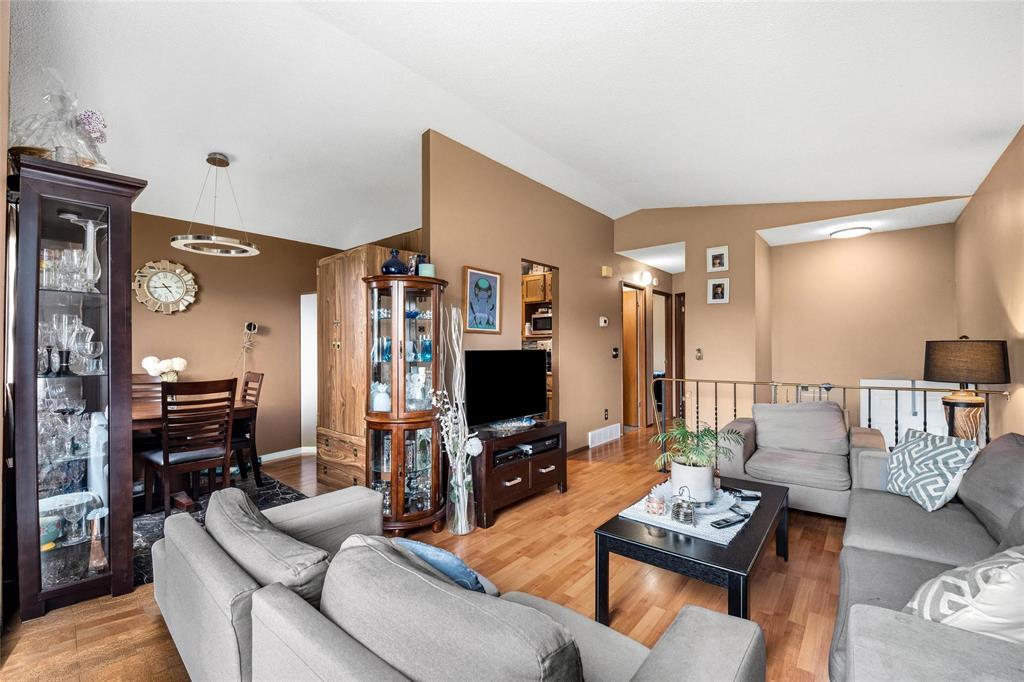1869 Plessis Road, Winnipeg, Manitoba  R3W 1M7 - Photo 8 - 202615680