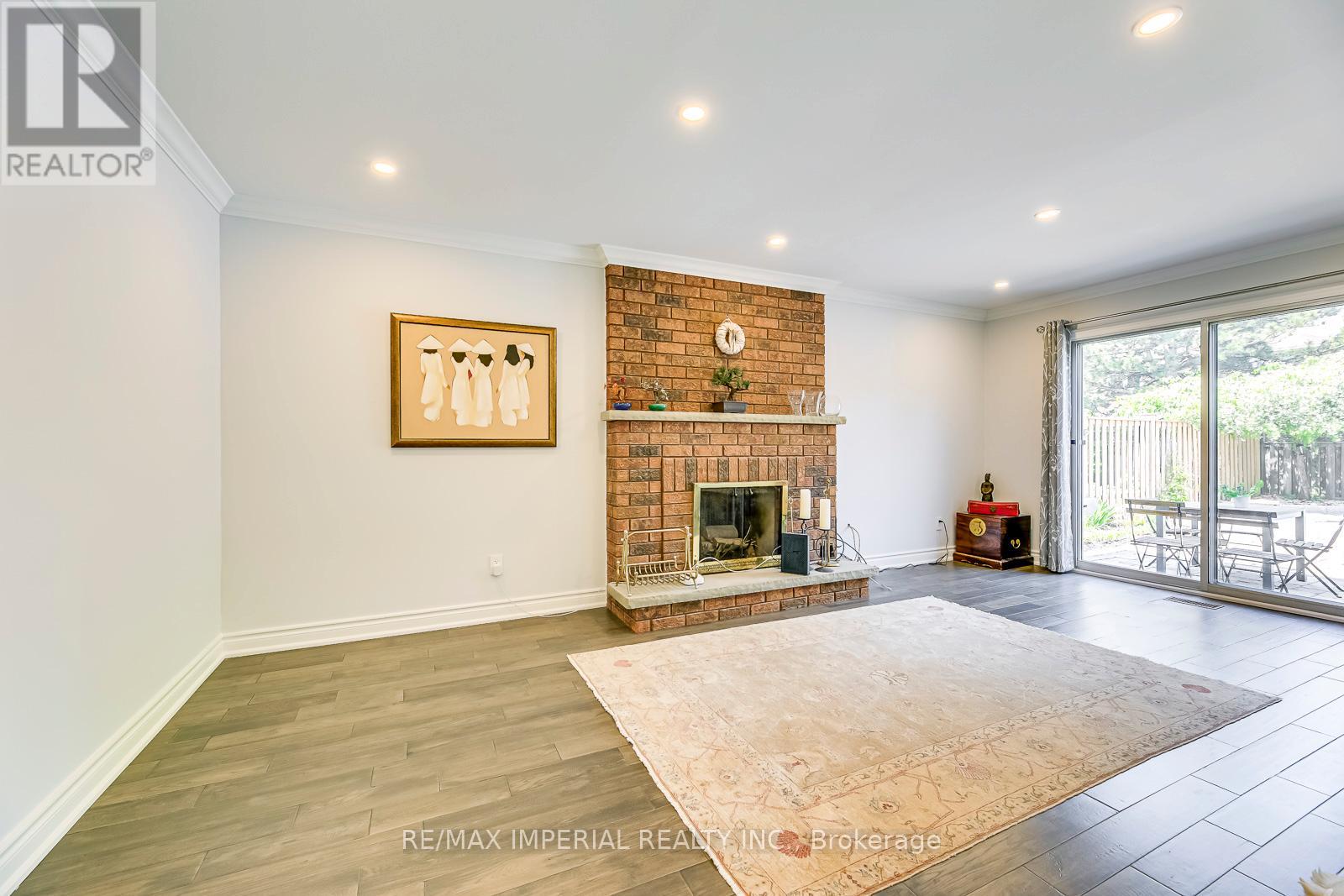 1511 Greenridge Circle, Oakville, Ontario  L6M 2J6 - Photo 13 - W13525100