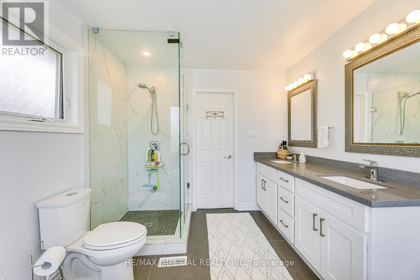 1511 Greenridge Circle, Oakville, Ontario  L6M 2J6 - Photo 31 - W13525100