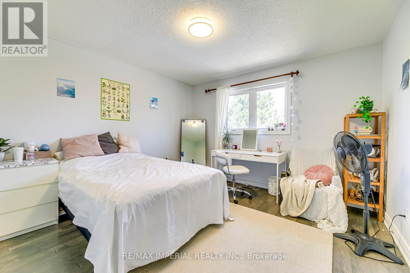 1511 Greenridge Circle, Oakville, Ontario  L6M 2J6 - Photo 35 - W13525100