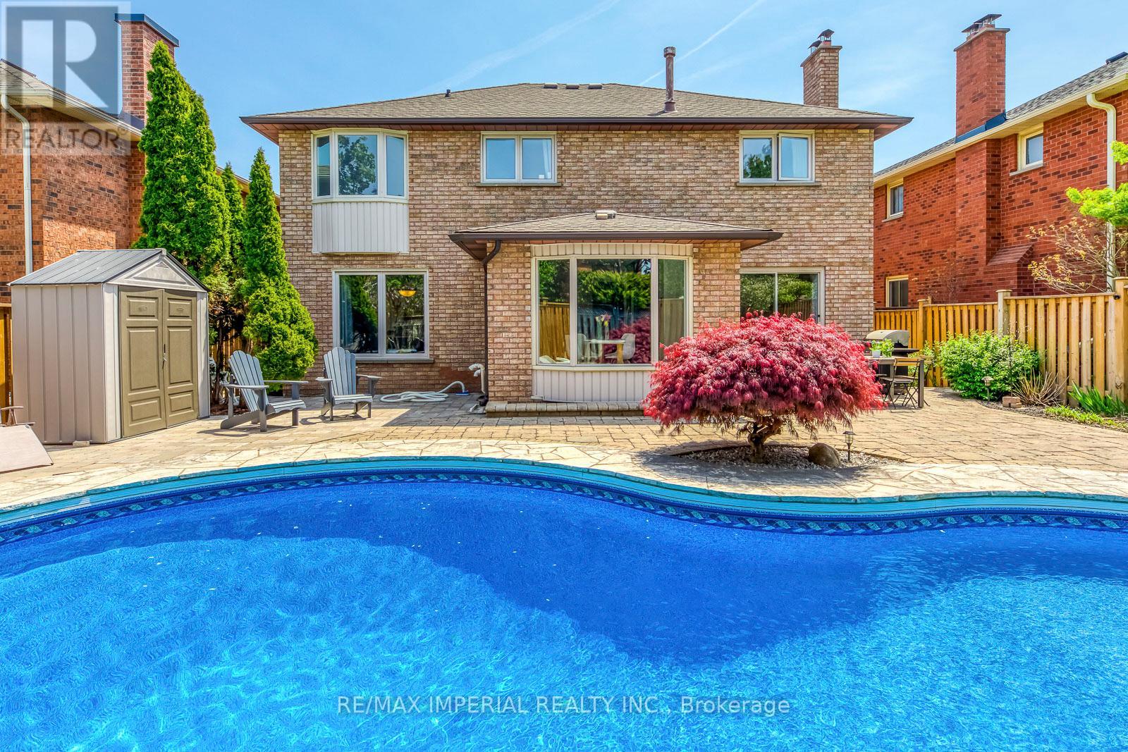 1511 Greenridge Circle, Oakville, Ontario  L6M 2J6 - Photo 50 - W13525100