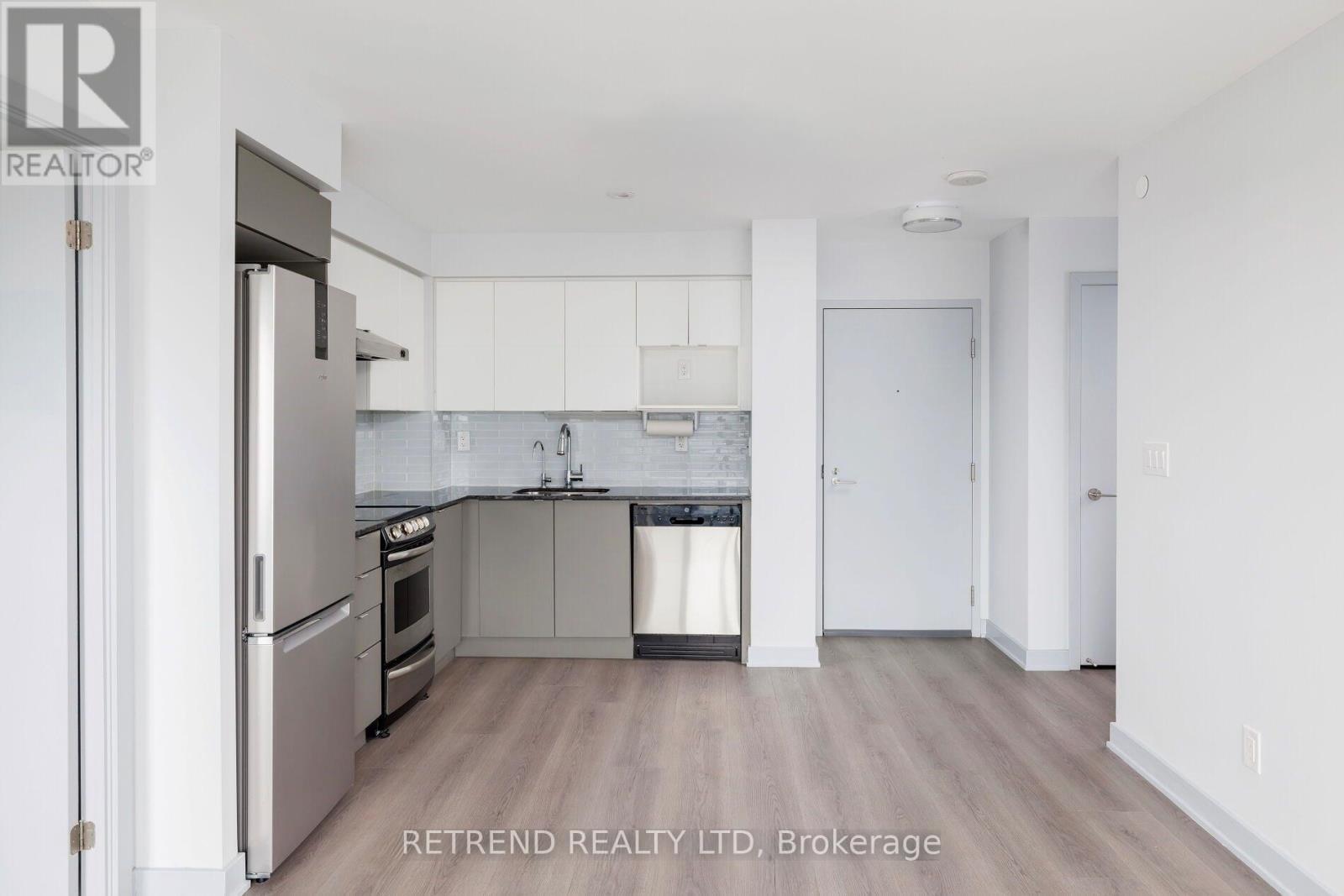 1121 - 160 FLEMINGTON ROAD, Toronto, Ontario