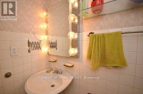 17 - 7475 Goreway Drive, Mississauga, Ontario  L4T 3T3 - Photo 11 - W13525128