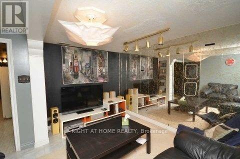 17 - 7475 Goreway Drive, Mississauga, Ontario  L4T 3T3 - Photo 4 - W13525128