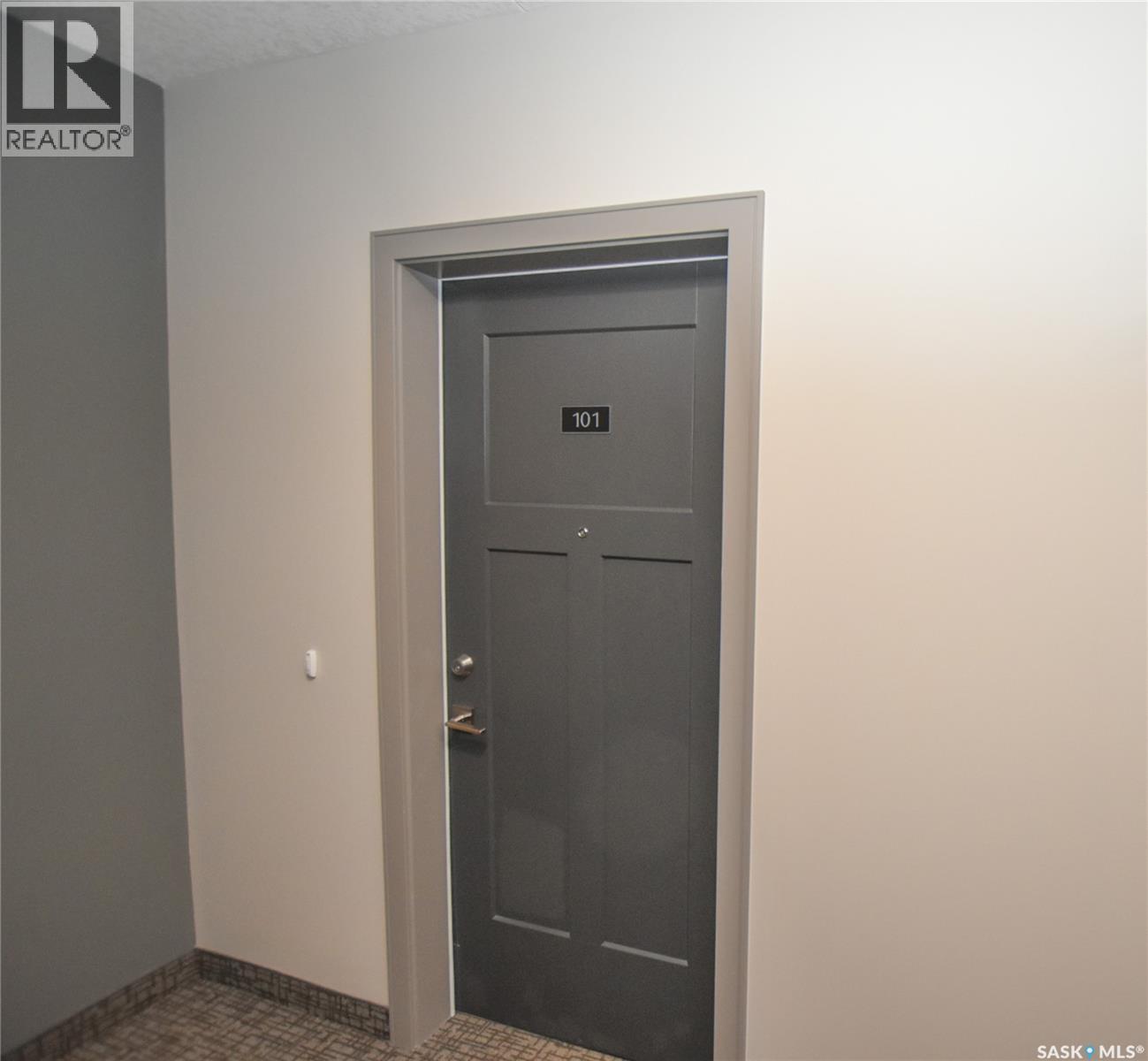 101 105 Willis Crescent, Saskatoon, Saskatchewan  S7T 0Z3 - Photo 7 - SK041574