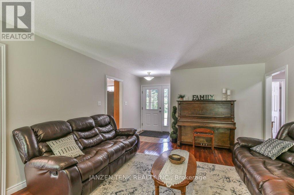 5757 Carter Road, Malahide, Ontario  N0J 1T0 - Photo 9 - X13525334