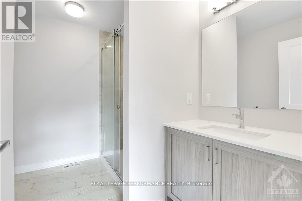 310 Falsetto Street, Ottawa, Ontario  K1W 0E1 - Photo 21 - X13525266
