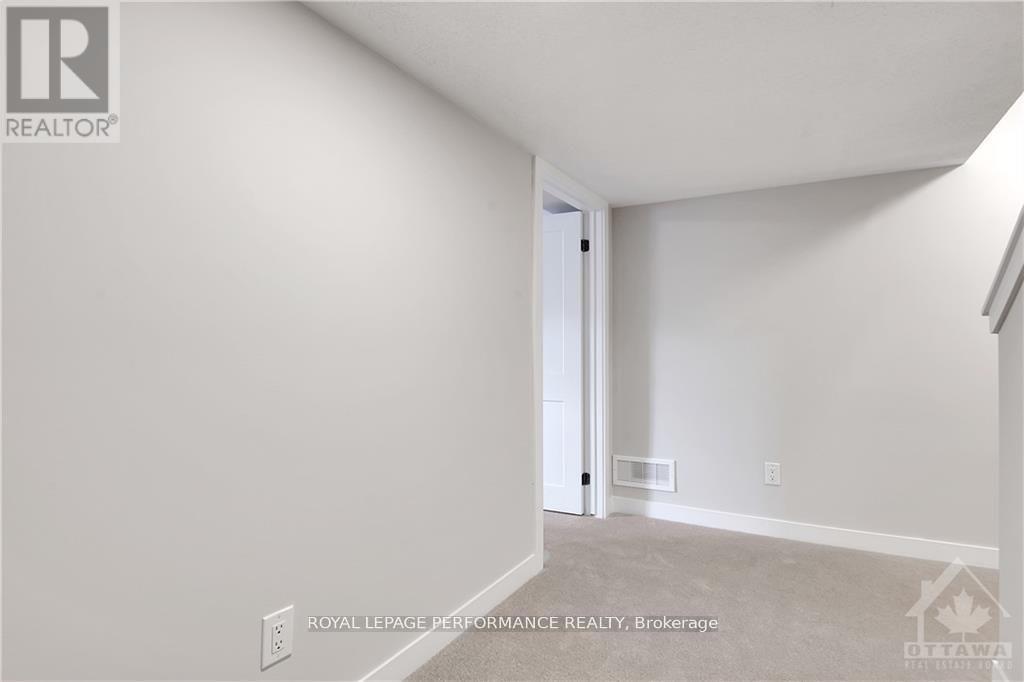 310 Falsetto Street, Ottawa, Ontario  K1W 0E1 - Photo 27 - X13525266