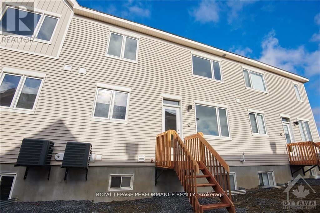 310 Falsetto Street, Ottawa, Ontario  K1W 0E1 - Photo 29 - X13525266