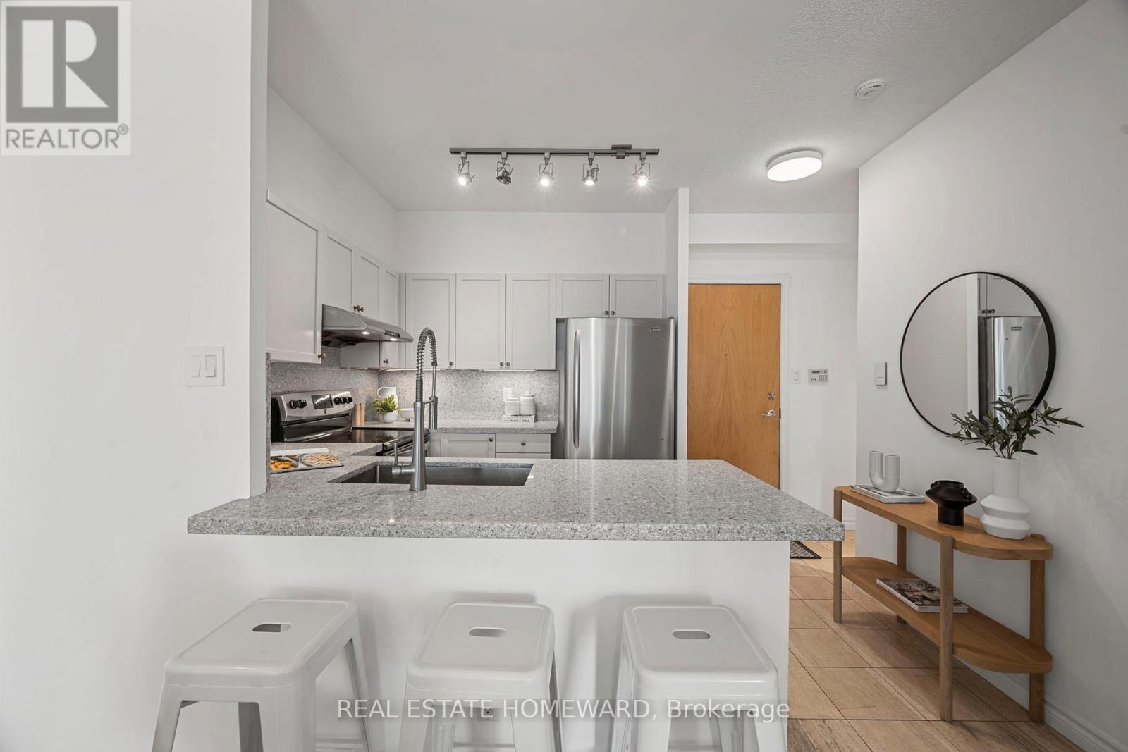 1030 - 600 Queens Quay W, Toronto, Ontario  M5V 3M3 - Photo 4 - C13525260
