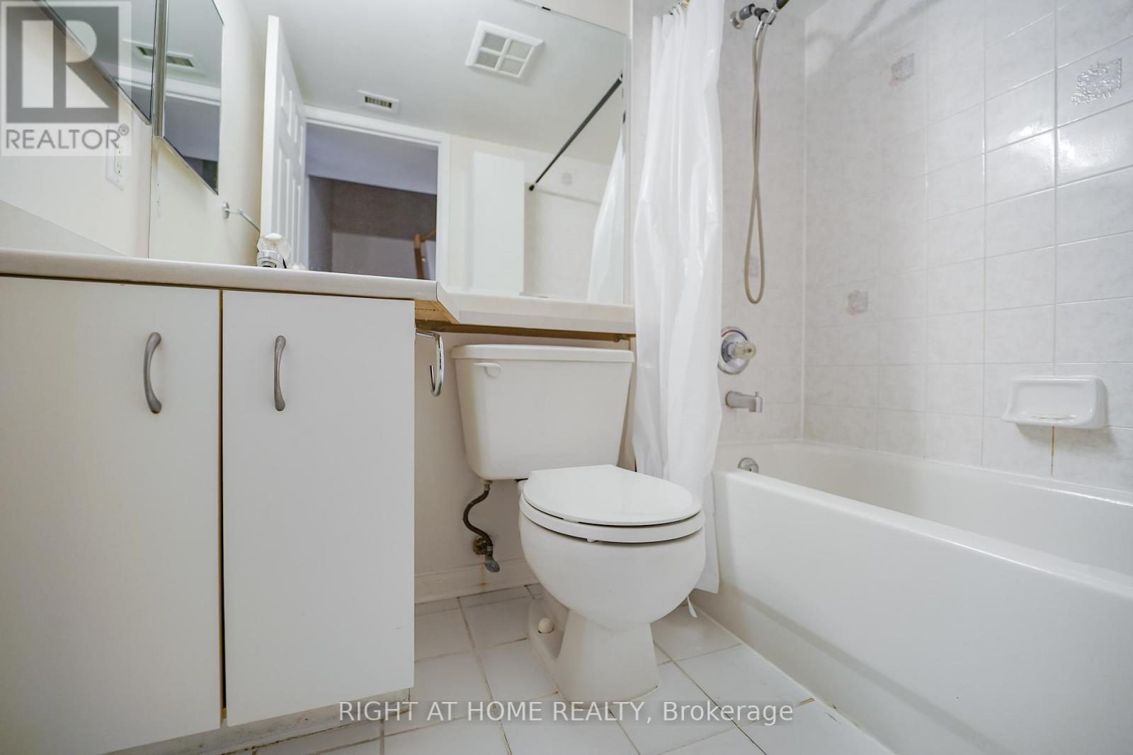 22 - 108 Redpath Avenue, Toronto, Ontario  M4S 2J7 - Photo 23 - C13525332