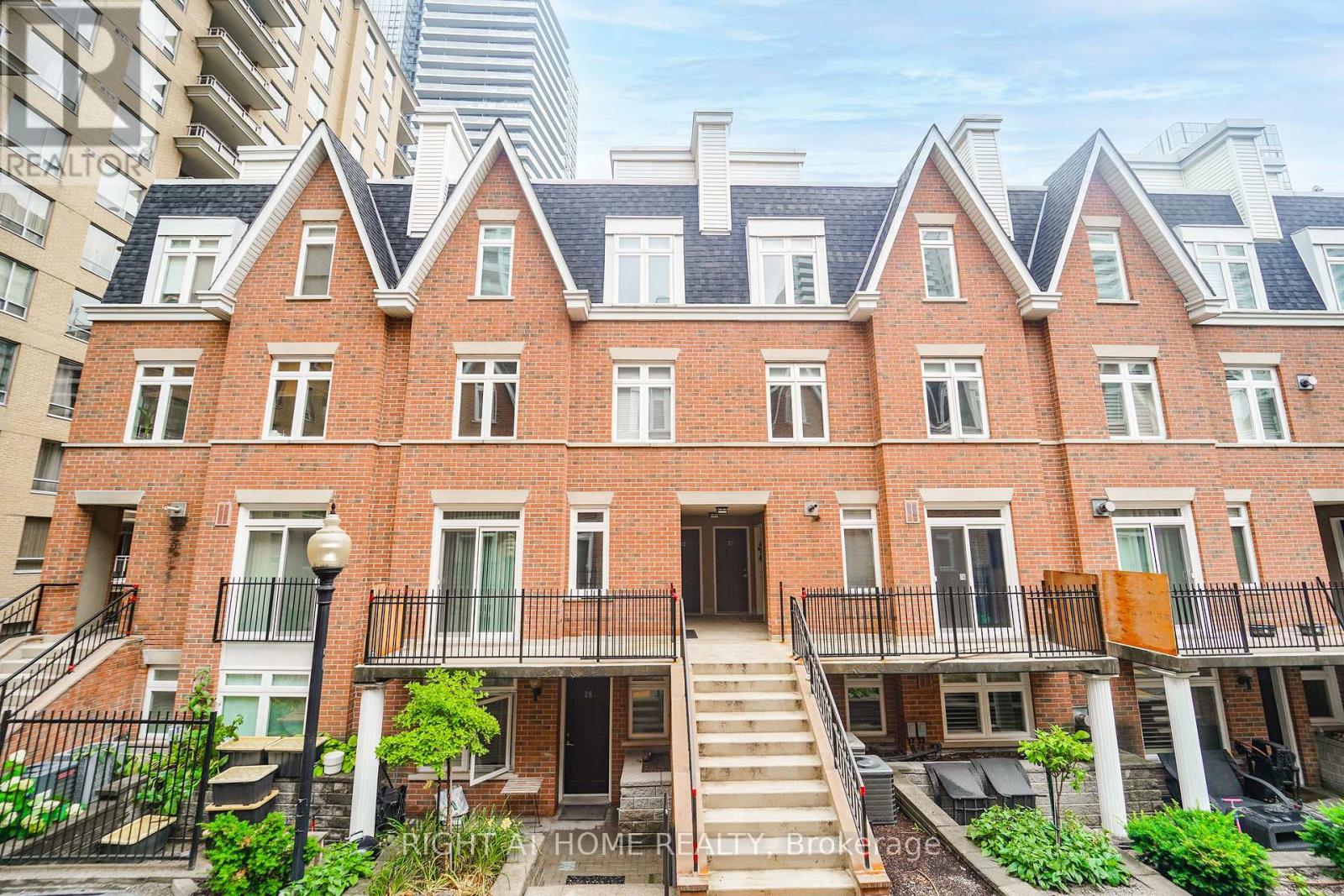 22 - 108 Redpath Avenue, Toronto, Ontario  M4S 2J7 - Photo 4 - C13525332