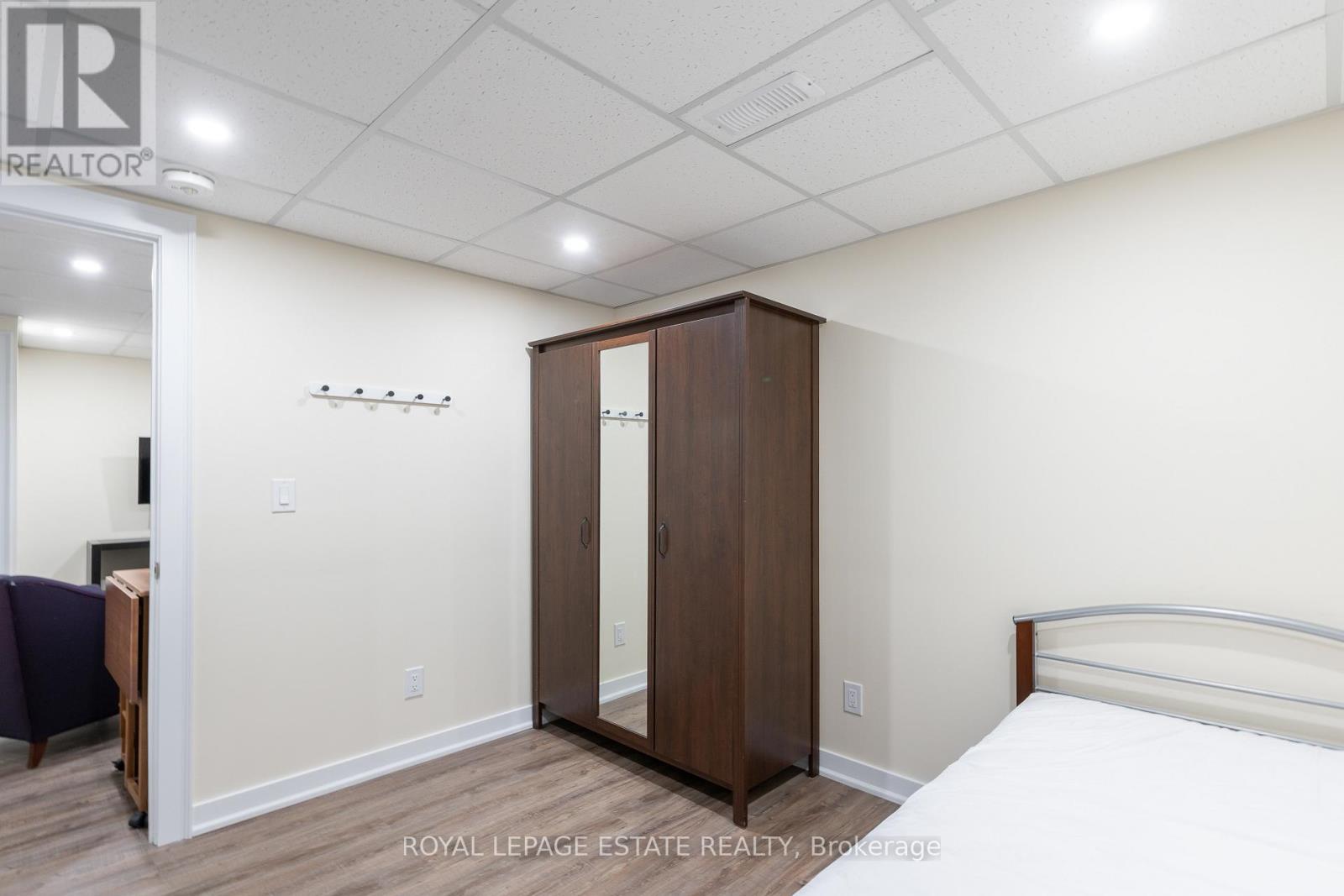 5 Barlow Road, Toronto, Ontario  M1G 2B3 - Photo 13 - E13525290