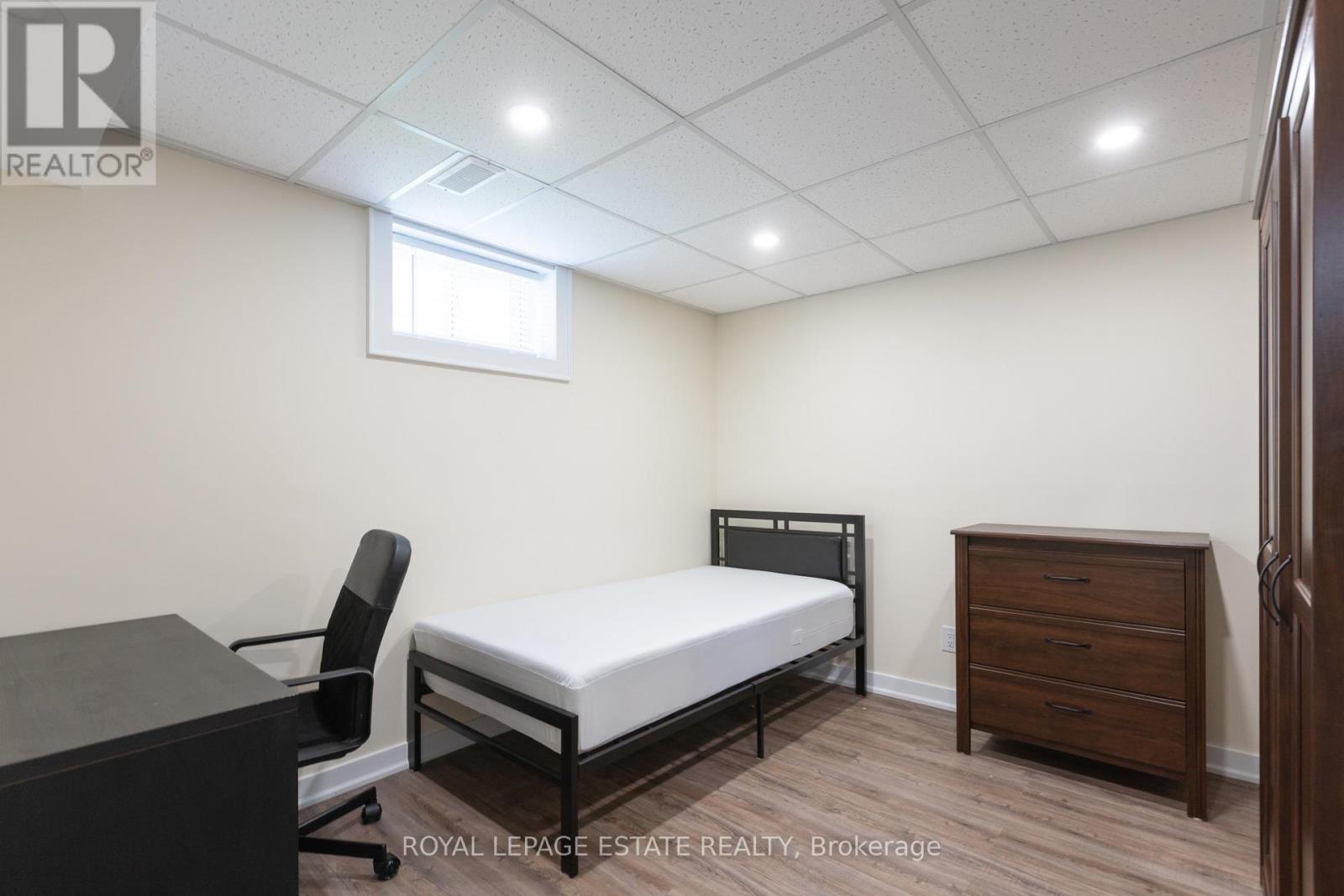 5 Barlow Road, Toronto, Ontario  M1G 2B3 - Photo 17 - E13525290