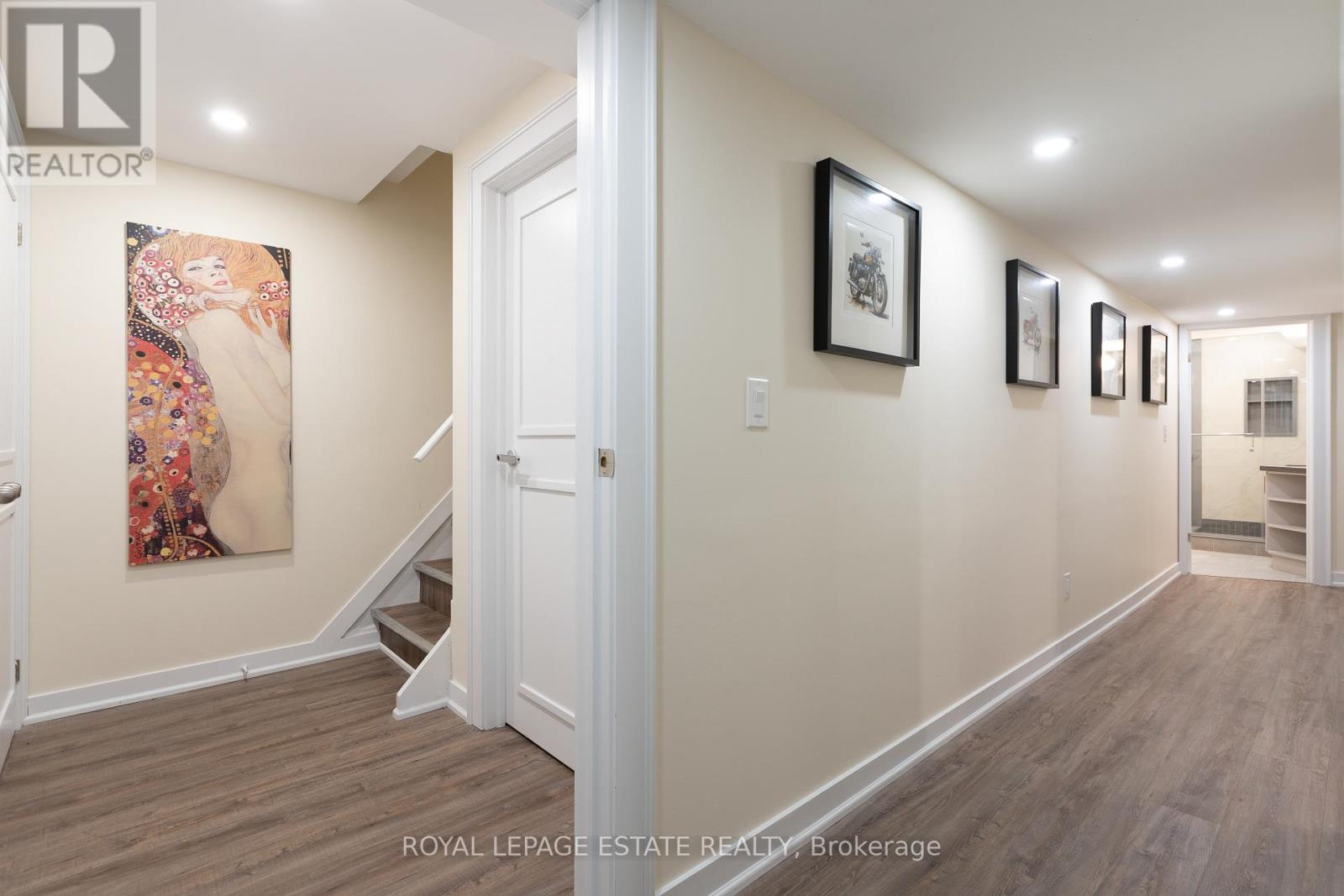5 Barlow Road, Toronto, Ontario  M1G 2B3 - Photo 4 - E13525290