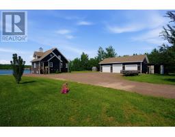 <div class="price">$545,000</div> 4 Riverbank Road<br>Bishop's Falls, Newfoundland & Labrador<br><div class='bed_bath'>3 Bed | 3 Bath</div>