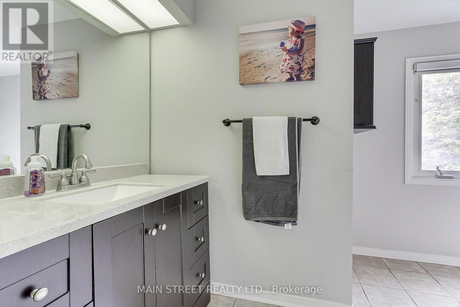 111 Peevers Crescent, Newmarket, Ontario L3Y 7T2 - Photo 23 - N13525284