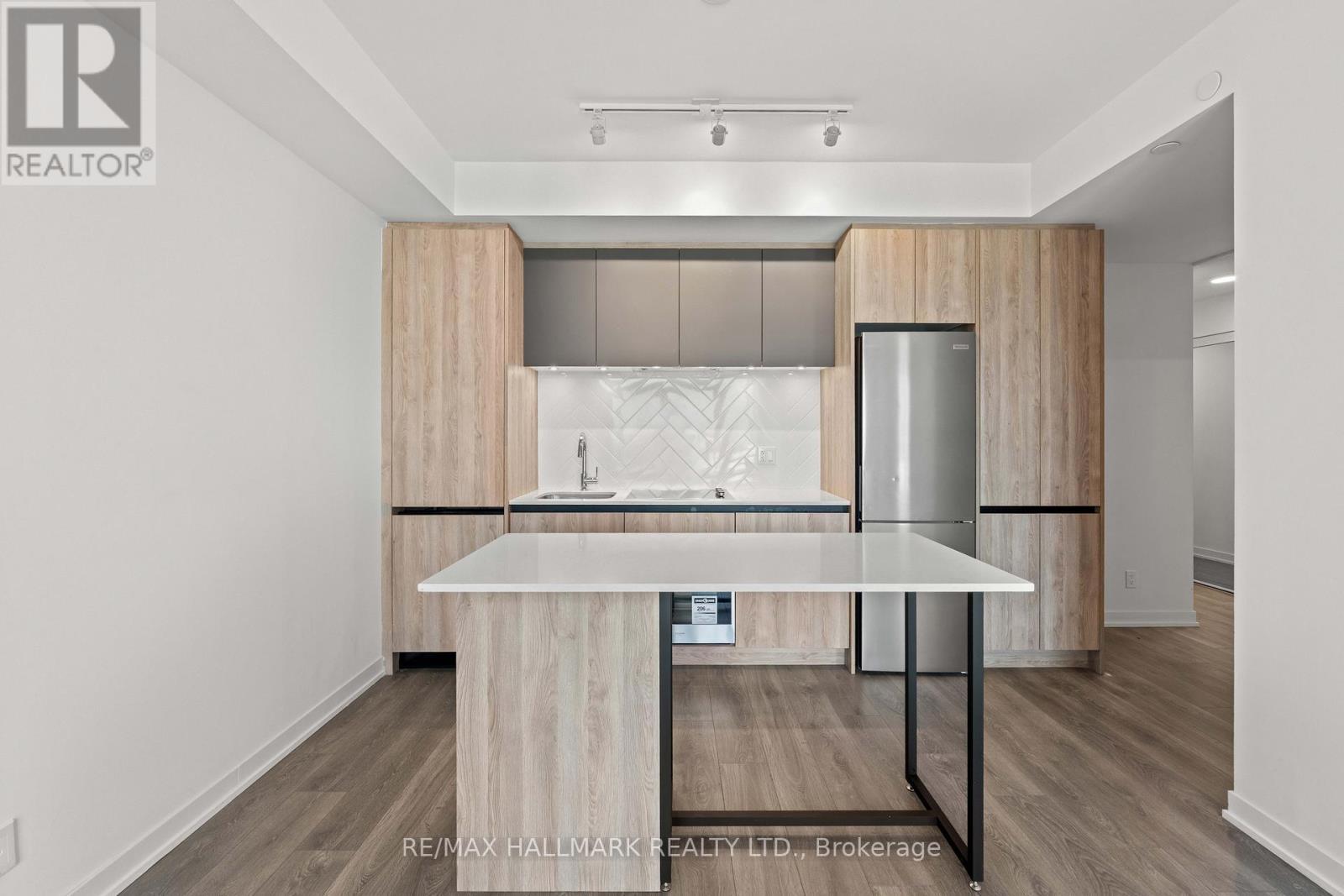 1524 - 7950 Bathurst Street, Vaughan, Ontario L4J 0L4 - Photo 3 - N13525298
