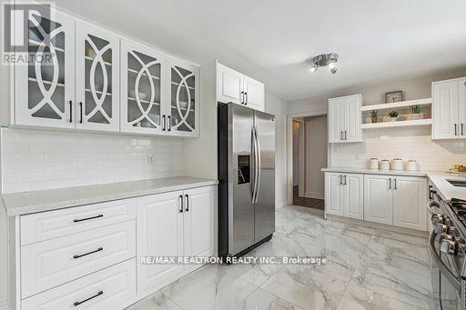 400 Dayfoot Street, New Tecumseth, Ontario  L0G 1A0 - Photo 9 - N13525312