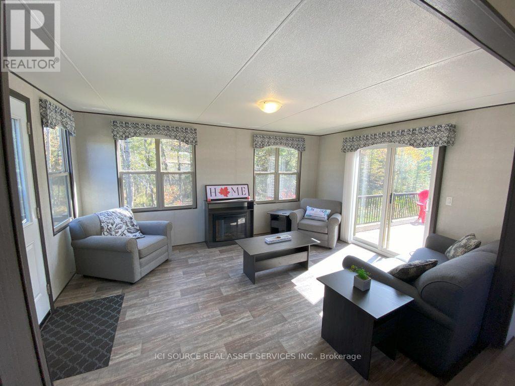Wcw19 - 1047 Bonnie Lake Camp Drive, Bracebridge, Ontario  P1L 1W9 - Photo 2 - X13525324
