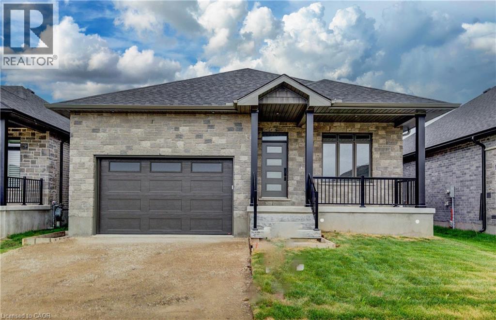 68 Weymouth Street, Elmira, Ontario  N3B 0E6 - Photo 1 - 40845332