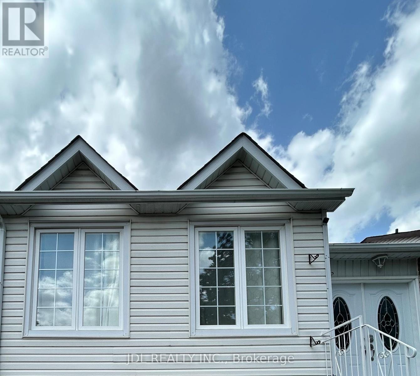 BSMT - 44 GLENCOYNE CRES CRESCENT