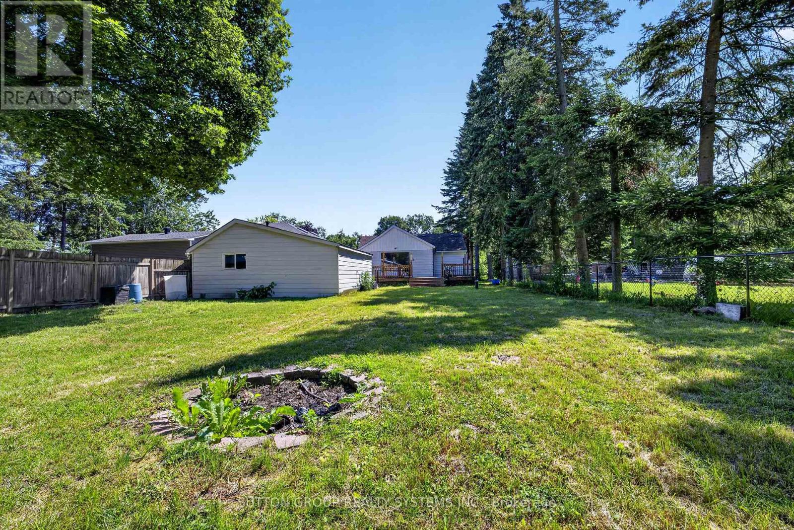 2082 Lilac Drive, Innisfil, Ontario L9S 1Y9 - Photo 25 - N13525354