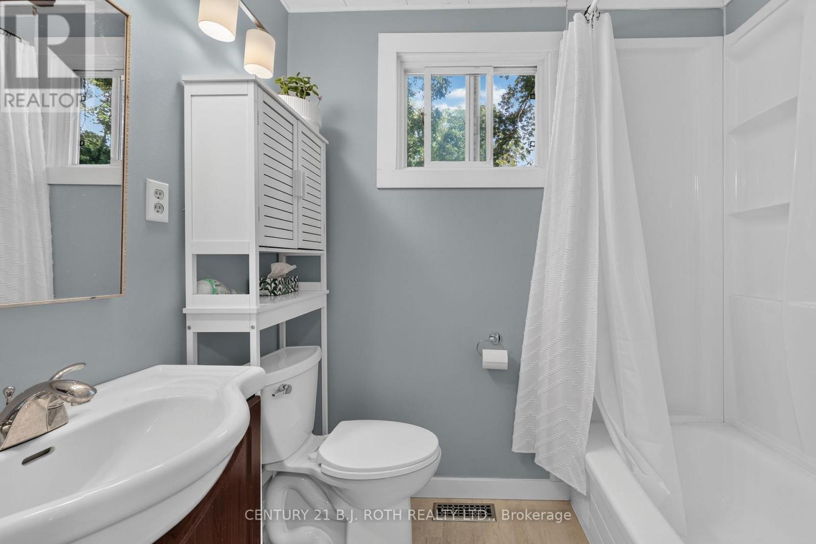 232 Mary Street, Orillia, Ontario  L3V 7Y7 - Photo 9 - S13525368