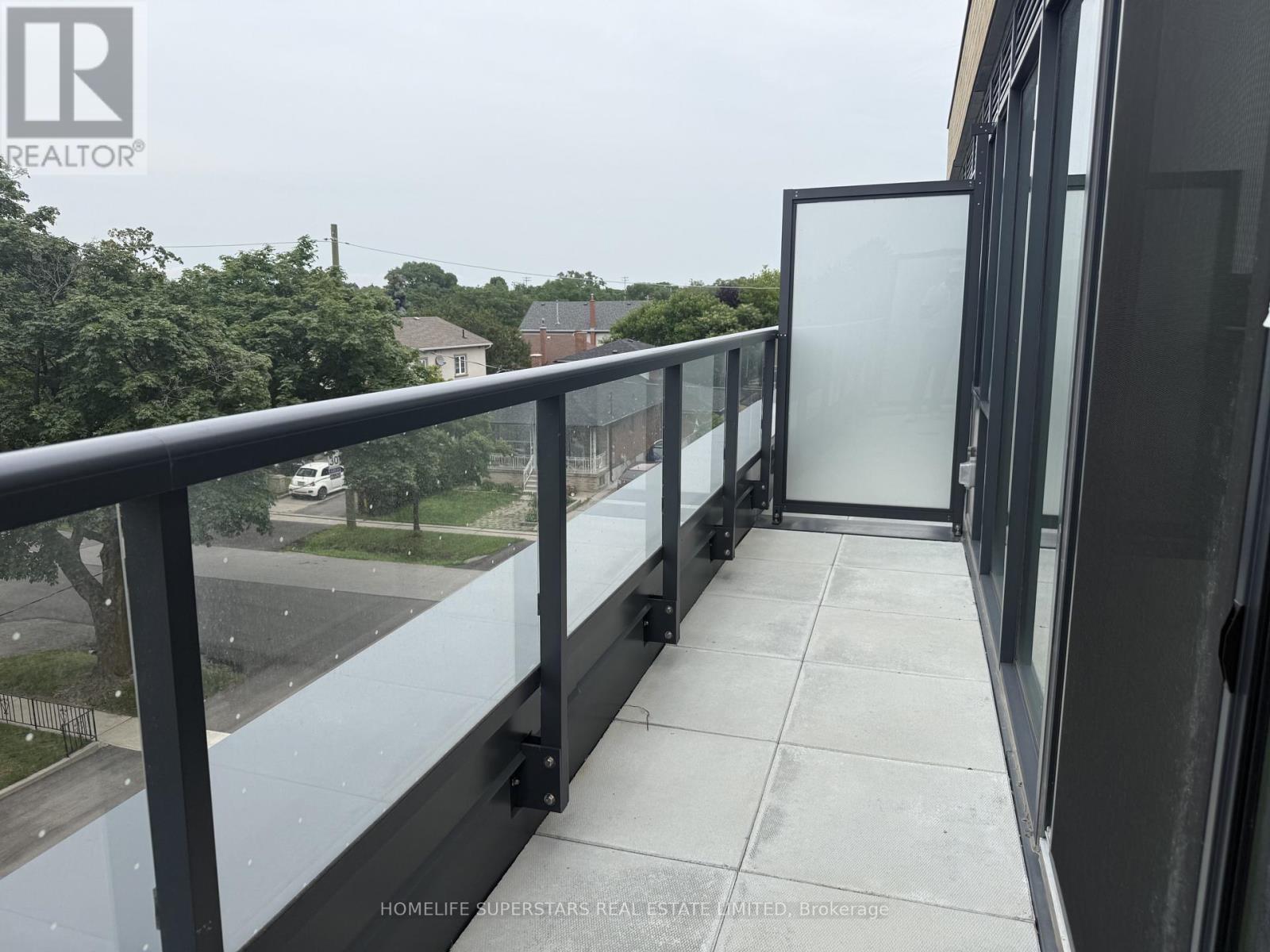 302 - 6 Chartwell Road, Toronto, Ontario M8Z 4E8 - Photo 8 - W13525350