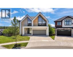 920 THOMAS PEDDER Court, Kitchener, Ontario
