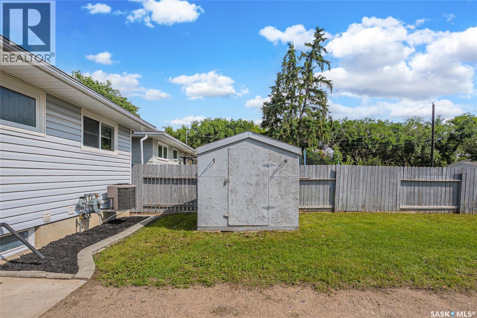 322 Witney Avenue N, Saskatoon, Saskatchewan  S7L 3M5 - Photo 39 - SK041523