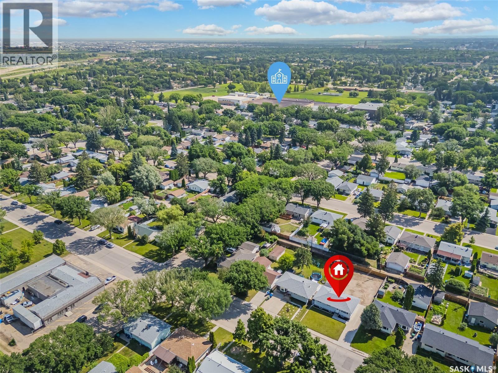 322 Witney Avenue N, Saskatoon, Saskatchewan  S7L 3M5 - Photo 4 - SK041523