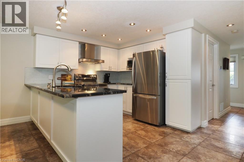7 Ivy Lane Court, Kitchener, Ontario  N2N 3P8 - Photo 12 - 40843604