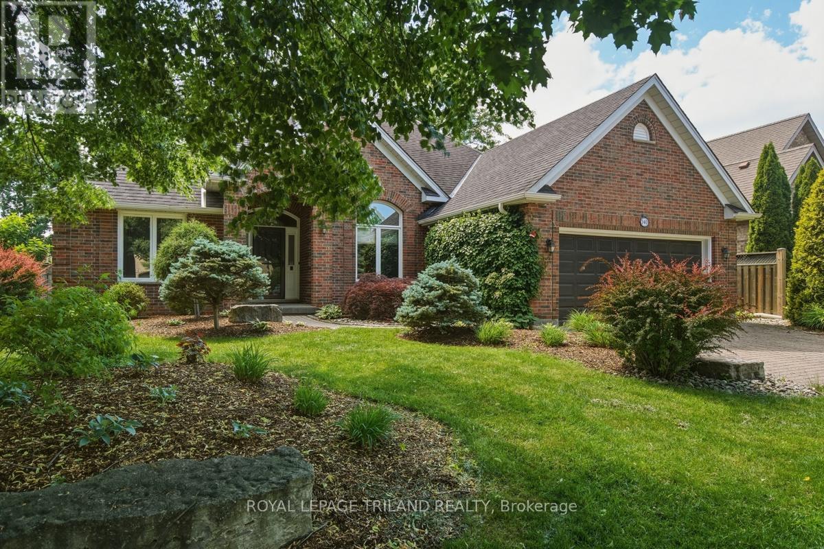 140 Hartson Road, London North, Ontario  N6H 4Z6 - Photo 1 - X13525406