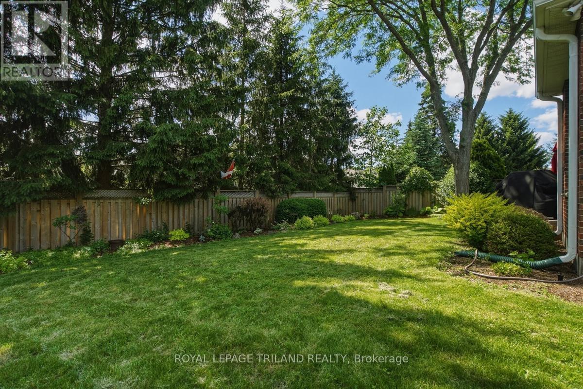 140 Hartson Road, London North, Ontario  N6H 4Z6 - Photo 29 - X13525406