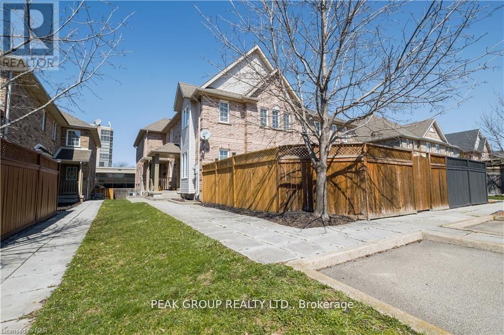 9 FLYNN COURT, St. Catharines, Ontario