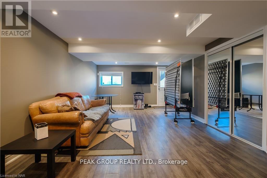 9 Flynn Court, St. Catharines, Ontario  L2R 6P9 - Photo 13 - X13525498