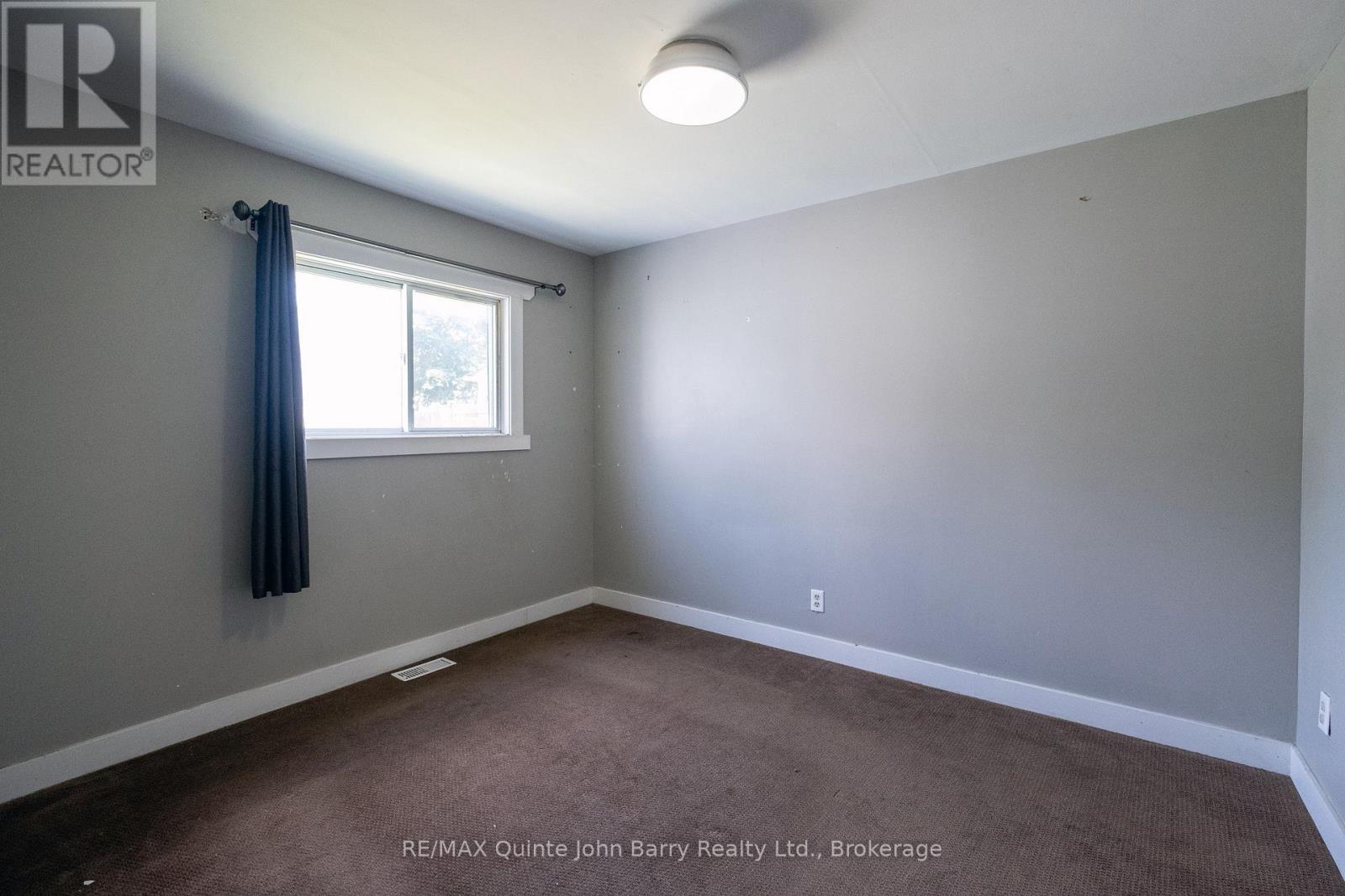 14 Harriet Street, Quinte West, Ontario K8V 4L4 - Photo 15 - X12554562