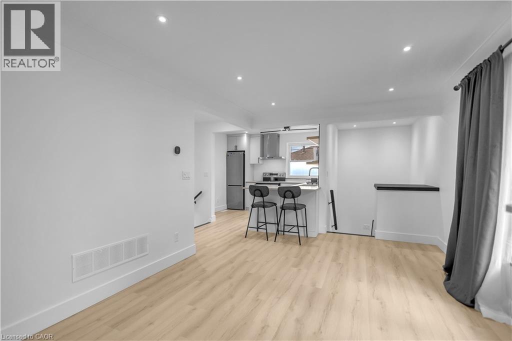 253 Fernwood Crescent, Hamilton, Ontario  L8T 3L7 - Photo 9 - 40845268