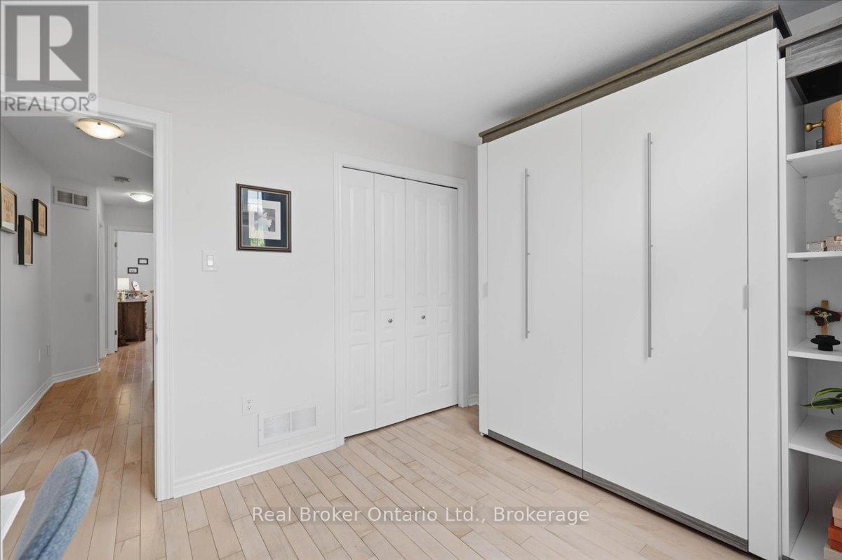 54 Laughland Lane, Guelph, Ontario  N1L 0C9 - Photo 26 - X13525494