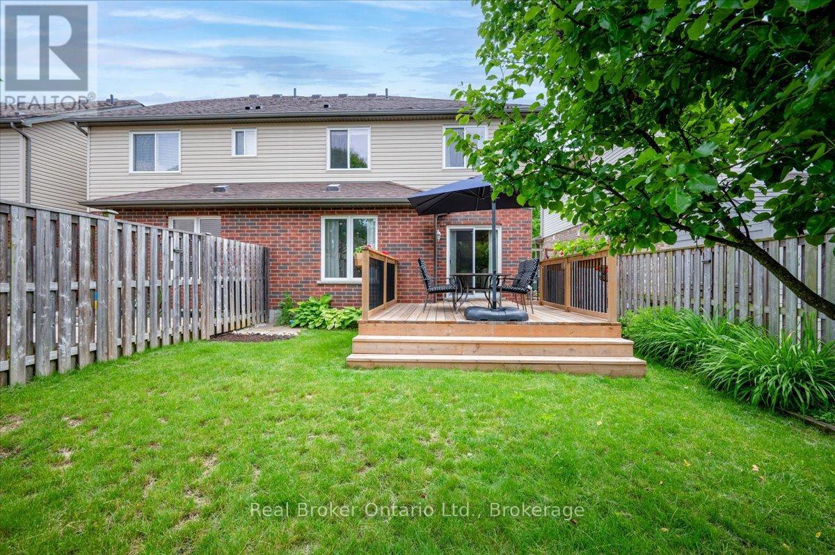 54 Laughland Lane, Guelph, Ontario  N1L 0C9 - Photo 39 - X13525494