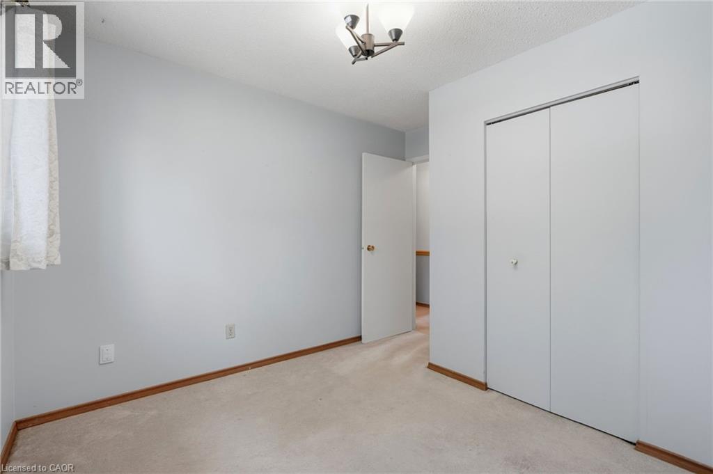 2410 Cavendish Drive, Burlington, Ontario  L7P 3B9 - Photo 13 - 40842712