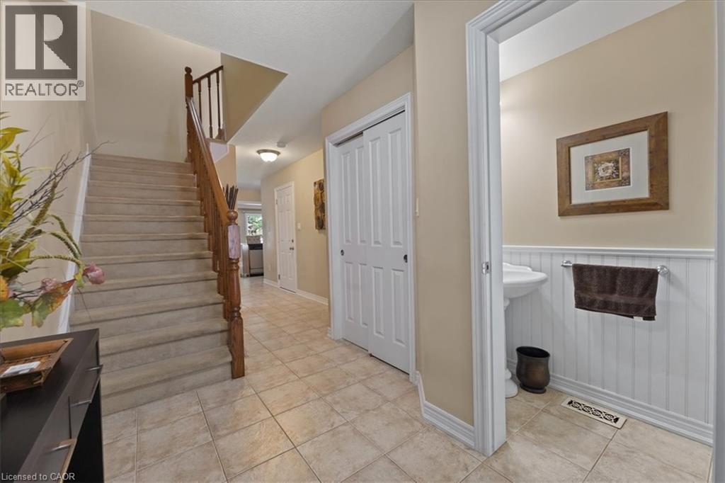 222 Fall Fair Way Unit# 3, Binbrook, Ontario  L0R 1C0 - Photo 7 - 40845379