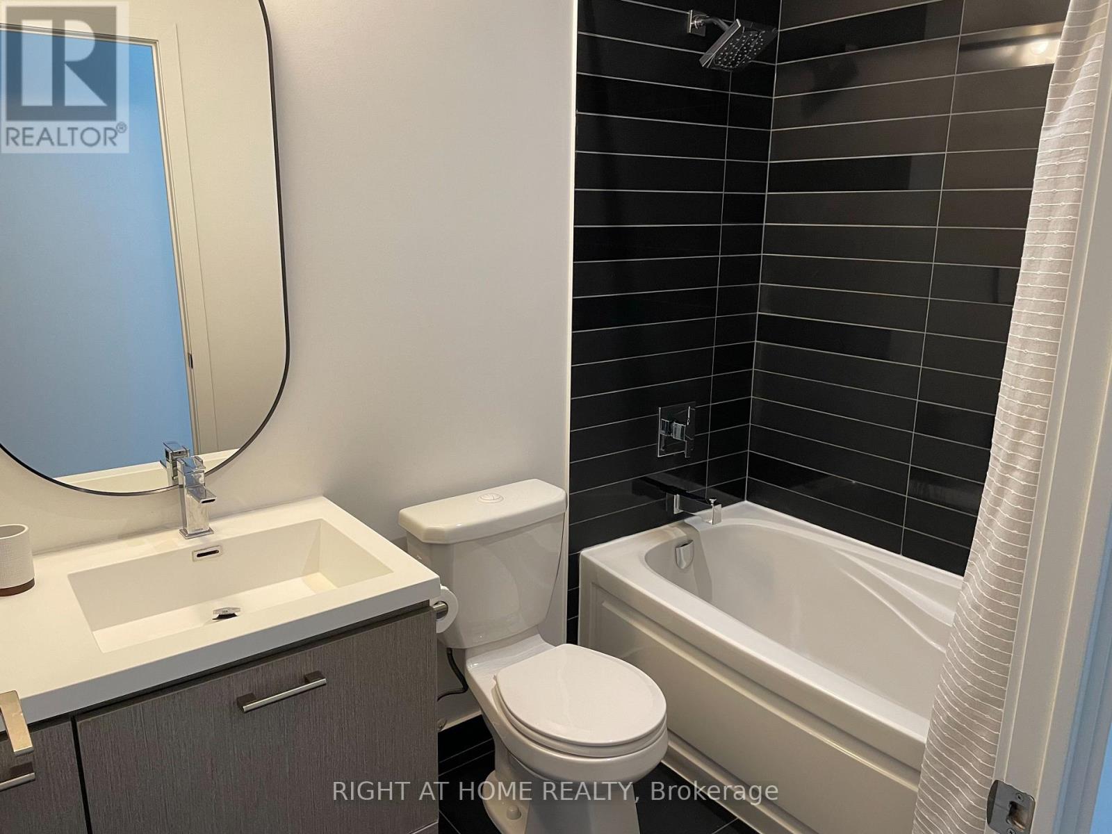 1713 - 87 Peter Street, Toronto, Ontario  M5V 0P1 - Photo 10 - C13525534
